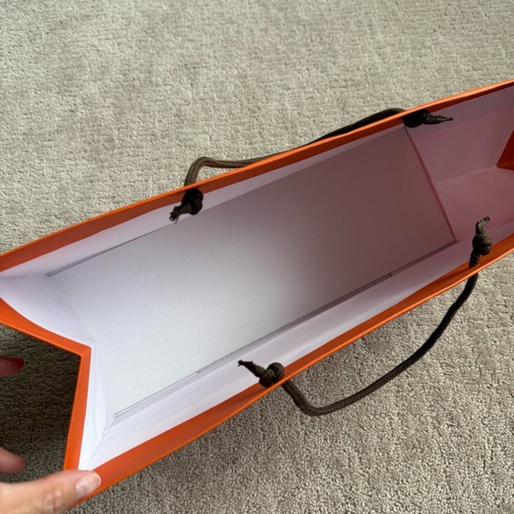 Hermes Shopping Bag - Picture 7 of 7